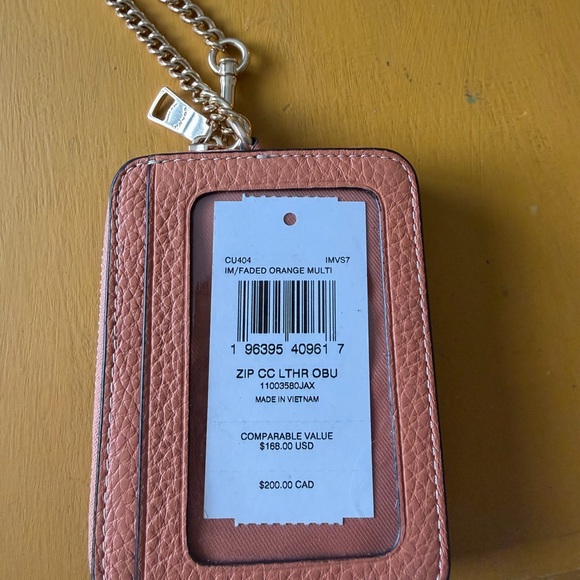 Coach Pink Leather Women's Bag - Picture 2 of 7